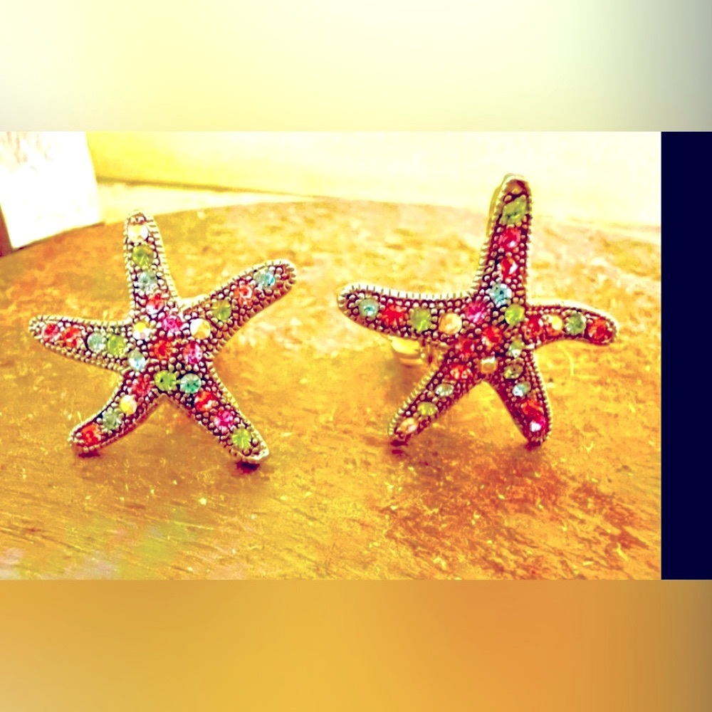 NWT Crystal Starfish Clip On Earrings